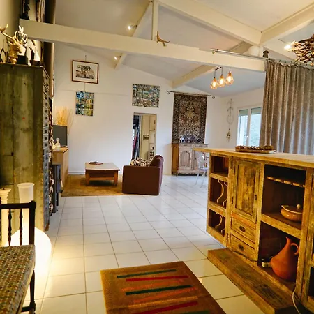 Gribouillis Гостевой дом Каор