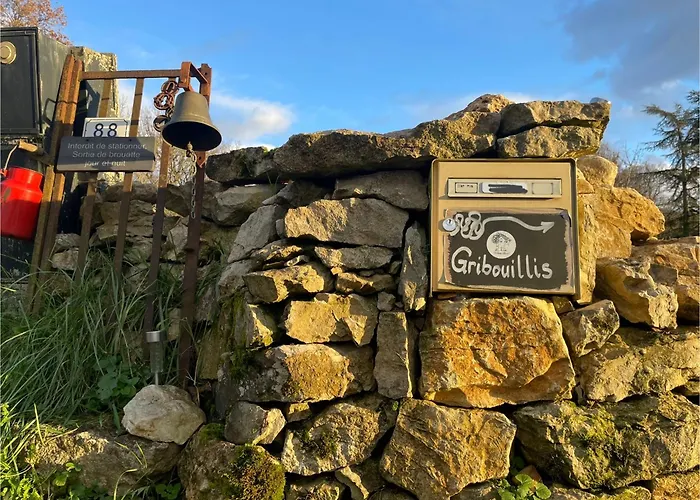 Gribouillis Πανσιόν